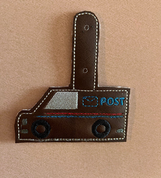 MailTruck Snap tab and Eyelet In The Hoop Embroidery Design